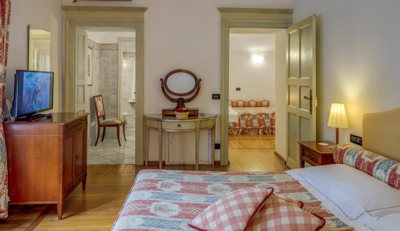 فندق Castello Rosso Costigliole Saluzzo المظهر الخارجي الصورة