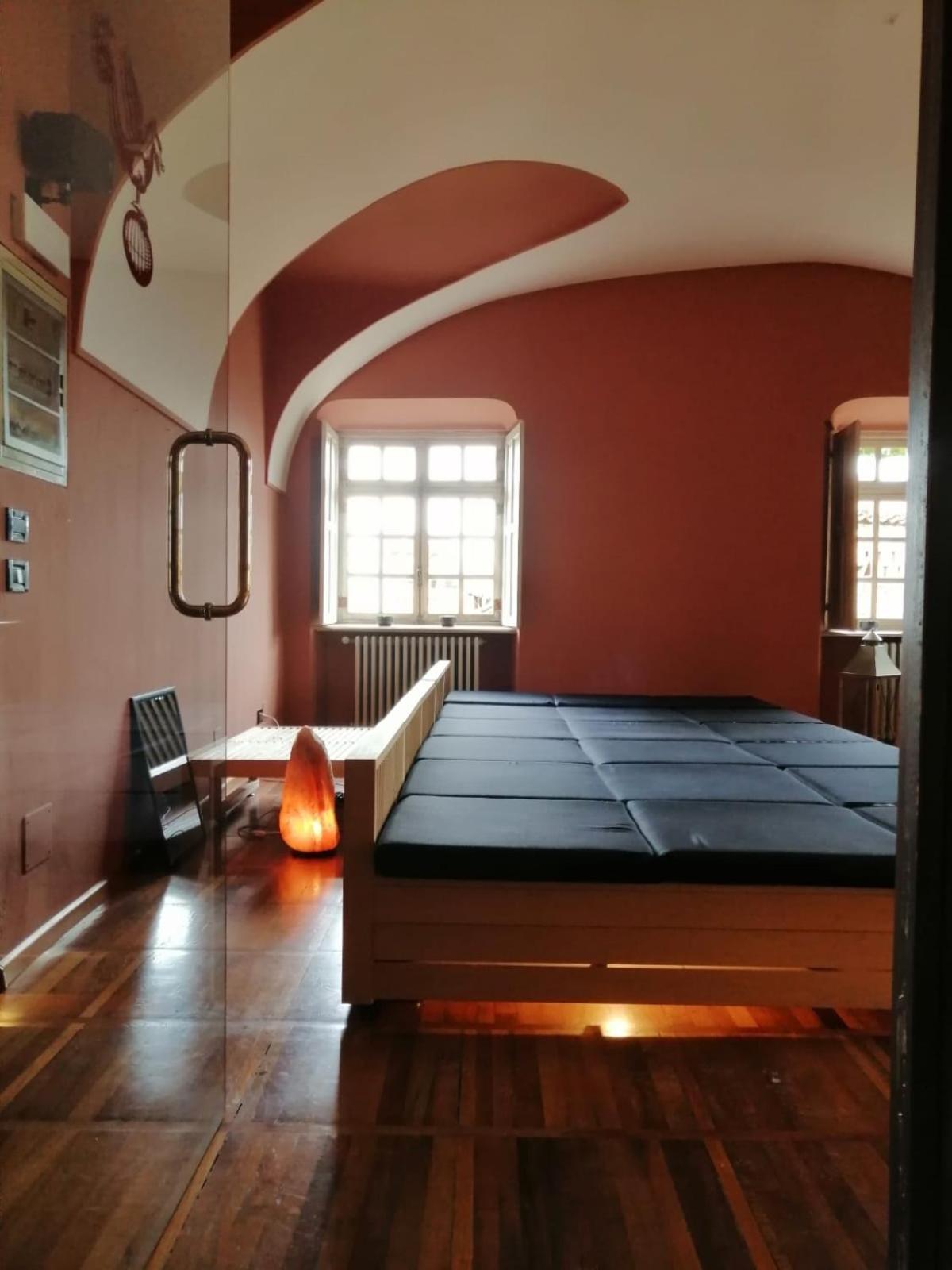 فندق Castello Rosso Costigliole Saluzzo المظهر الخارجي الصورة