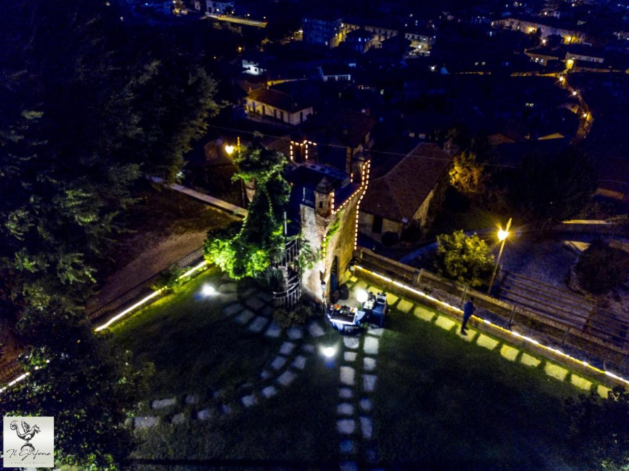 فندق Castello Rosso Costigliole Saluzzo المظهر الخارجي الصورة