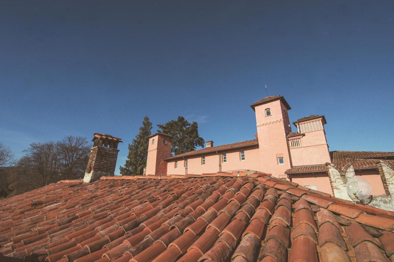 فندق Castello Rosso Costigliole Saluzzo المظهر الخارجي الصورة