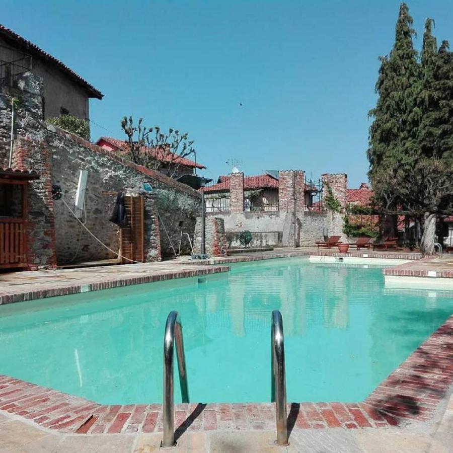 فندق Castello Rosso Costigliole Saluzzo المظهر الخارجي الصورة